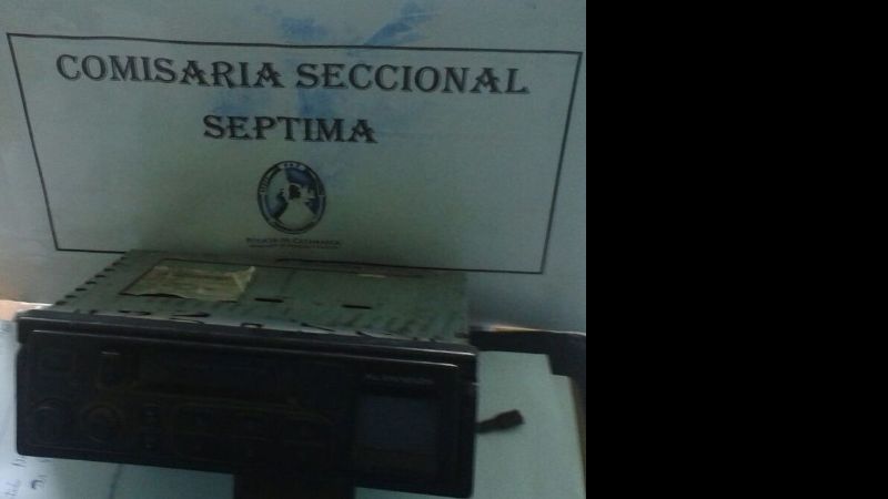 Demoraron a un adolescente con un estéreo robado
