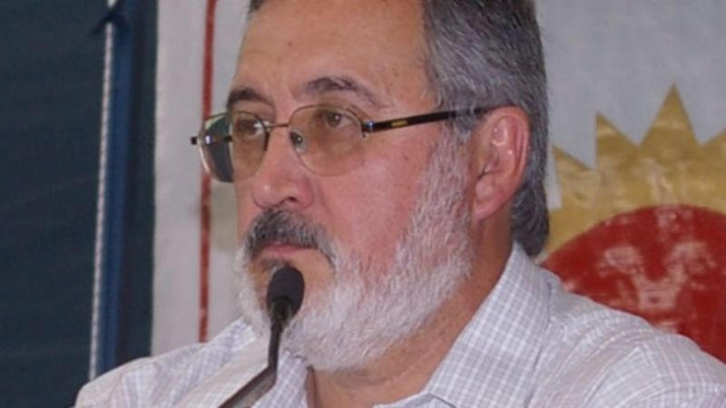 Michetti echó del Senado al presidente de la UCR del Chubut