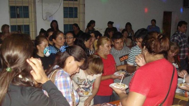 La Institución Policial, agasajó a las mujeres en su día