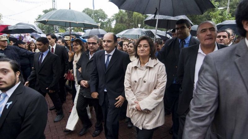 Lucía en la Procesión
