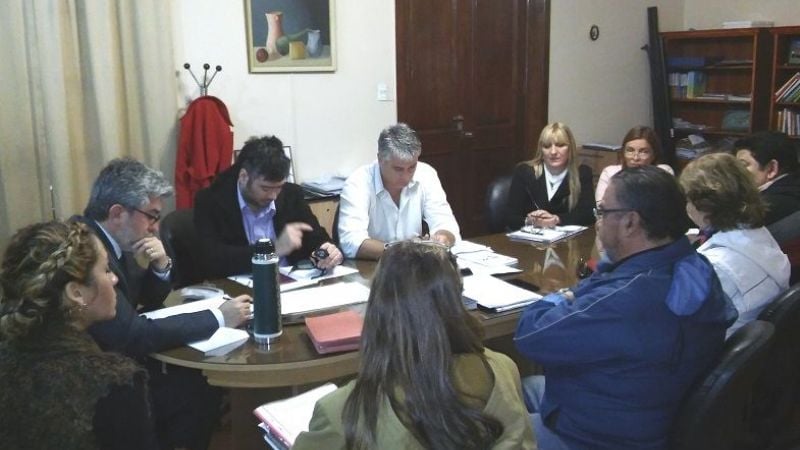 Nueva reunión entre gremios y Gutiérrez