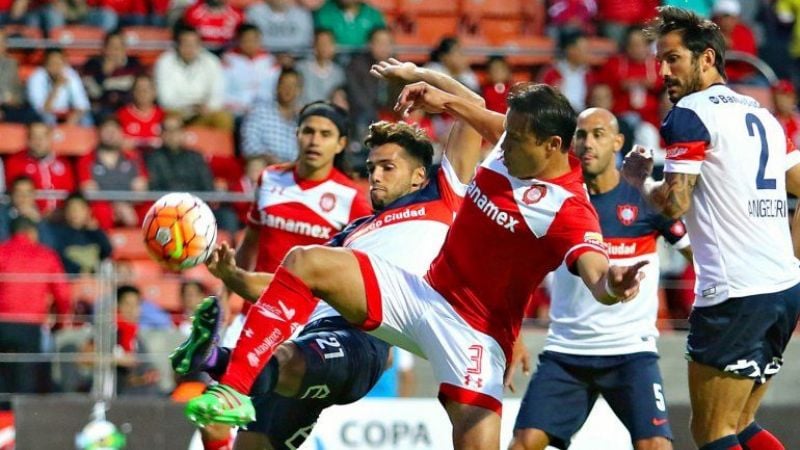 San Lorenzo ganaba, Toluca se lo dio vuelta y lo dejó casi afuera