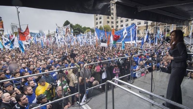 "Se la pasaron buscando la ruta del dinero K y se encontraron la ruta del dinero M"