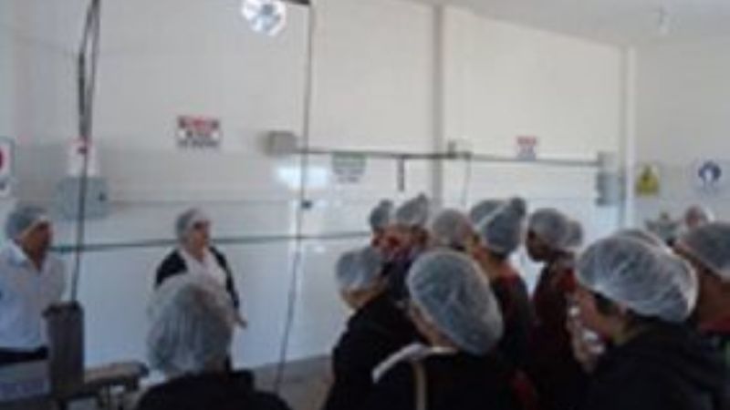 Visita de alumnos de la EPET Nº 4 al Laboratorio