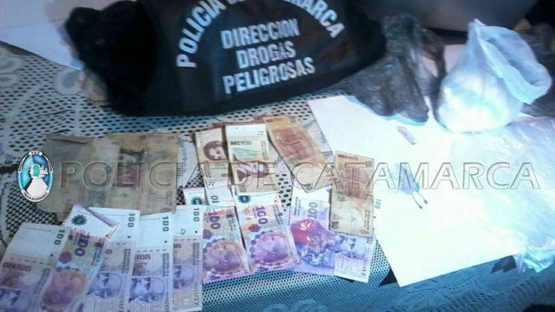 Mujer detenida con cocaína