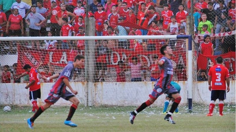 Defensores venció por penales a Independiente y pasó a 4tos.