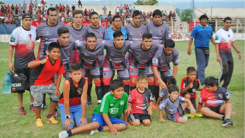 Defensores venció por penales a Independiente y pasó a 4tos.