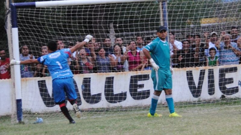 Defensores venció por penales a Independiente y pasó a 4tos.