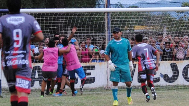 Defensores venció por penales a Independiente y pasó a 4tos.