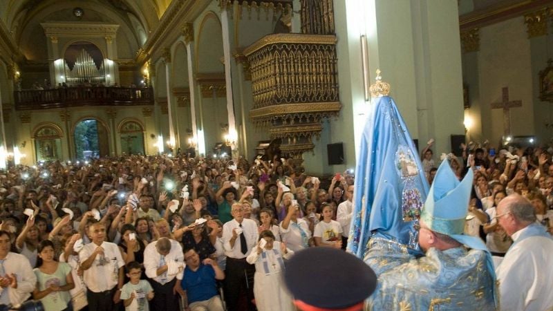 Se realizó la Bajada de la Virgen