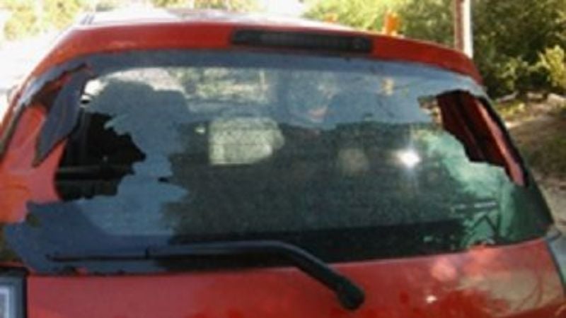 Vecinos preocupados por accionar de “rompevidrios”