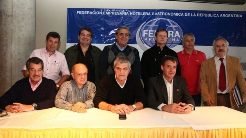 Advierten sobre posibles despidos en el sector hotelero y gastronómico