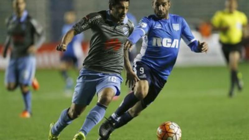 Con épico empate en la altura de La Paz, Racing pasó de ronda
