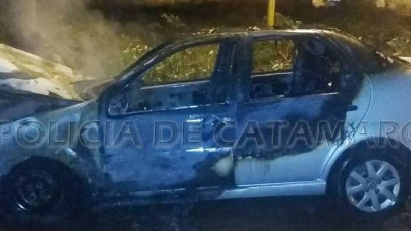 Se incendió un taxi en el norte