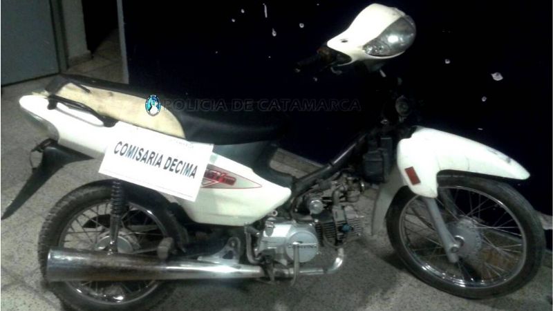 Aprehenden a dos mujeres por cobrar el rescate de una moto