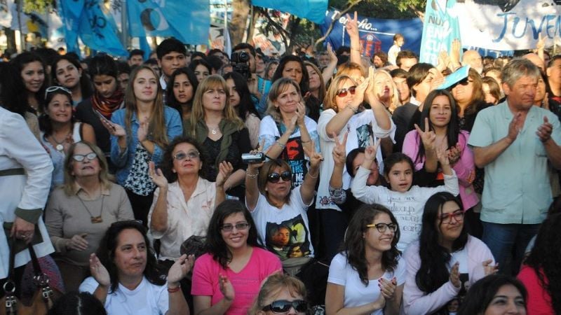 Kicillof: "A las medidas que atacan al pueblo solamente las puede detener el pueblo"