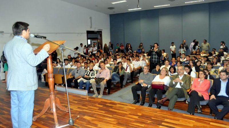 Lanzaron la Tarjeta Joven 2016