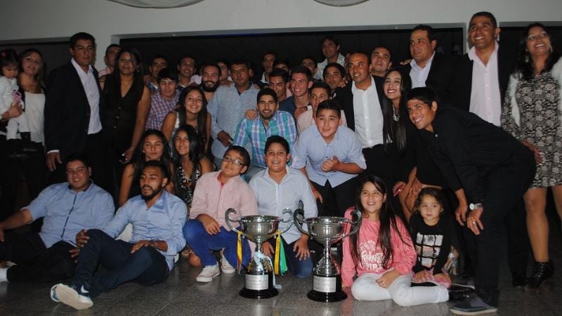 Gran festejo de Unión de La Puerta como campeón de la Ambateña