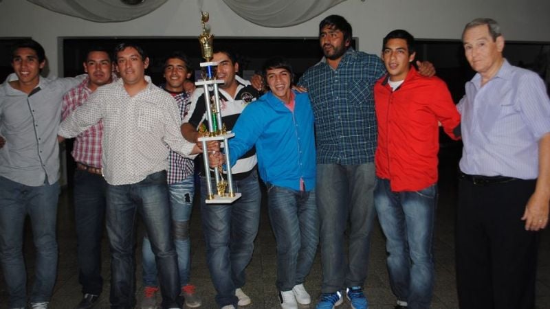 Gran festejo de Unión de La Puerta como campeón de la Ambateña