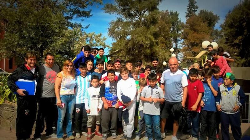 La Banda CF y La Carrera en la Copa “Ciudad de Fiambalá”