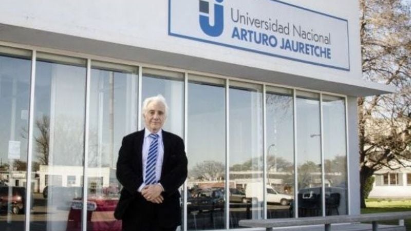 Otra universidad en alerta