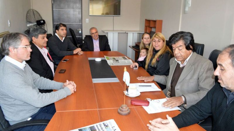 Senadores colaboraron con la adquisición del tomógrafo