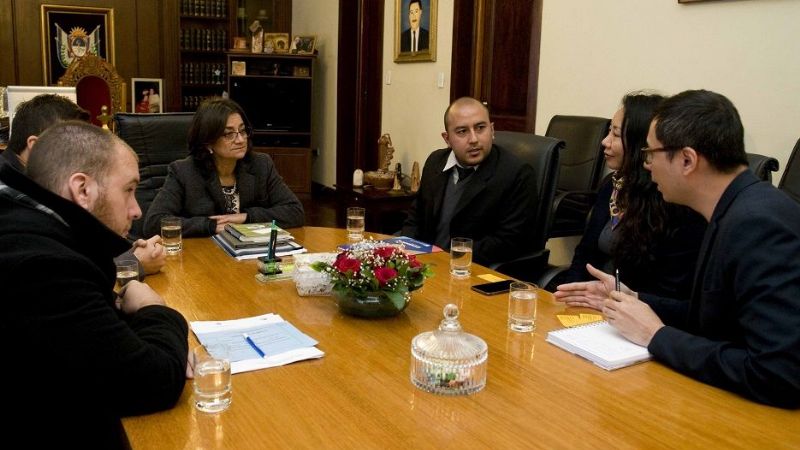 La gobernadora recibió a funcionarios nacionales y empresarios chinos