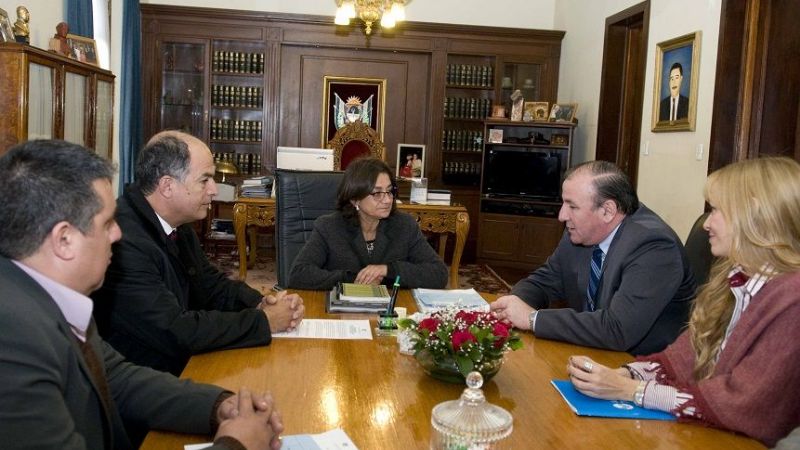 La gobernadora recibió a funcionarios nacionales y empresarios chinos