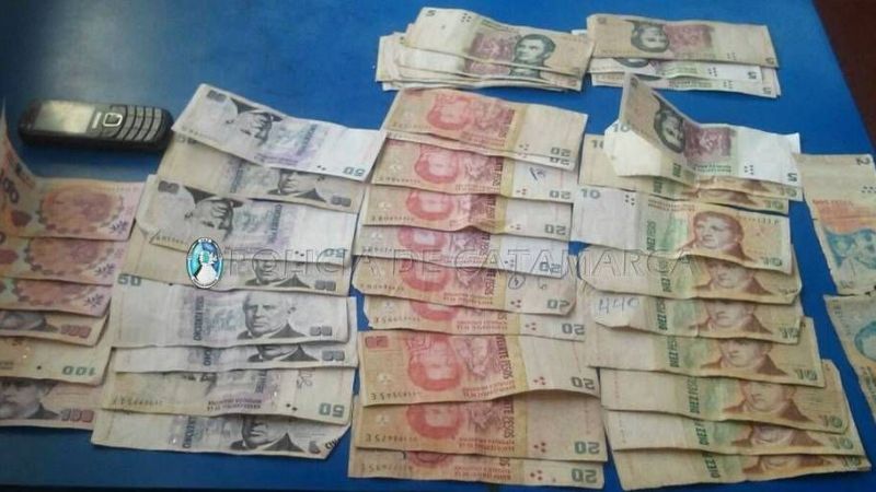 Robó y lo detuvieron