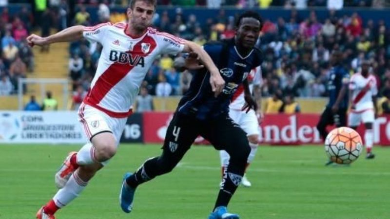 Un River deslucido e impreciso cayó ante Independiente del Valle