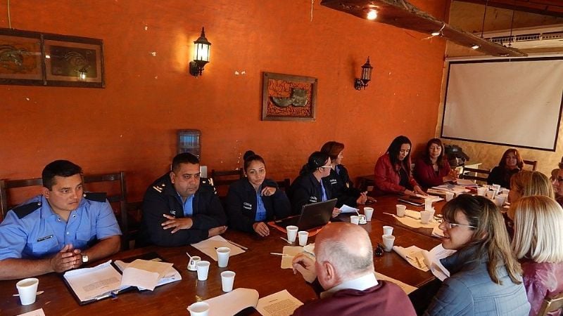 El Consejo de Niñez acompaña la reformulación del proyecto “Policía infantil”