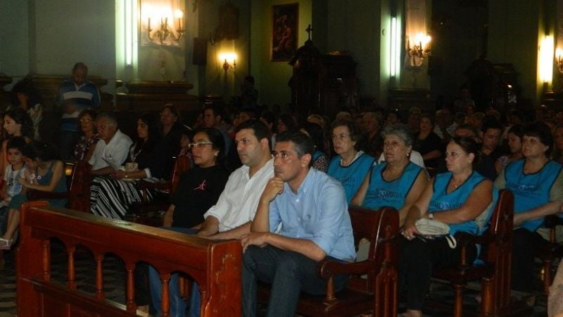 Los medios de comunicación le rindieron homenaje a la Virgen