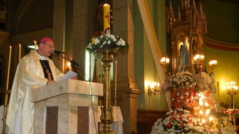 Los medios de comunicación le rindieron homenaje a la Virgen