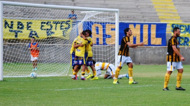 V. Cubas madrugó y ganó, como “Poli” en el estadio, a puro gol