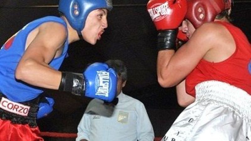 Contundente victoria de “Metralleta” Chayle en “Duelo de campeones”