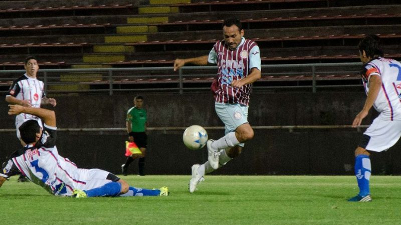 Aconquija goleó a San Lorenzo de Alem, que se despidió del certamen