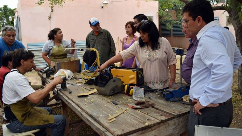 Visita a la Escuela de Orfebrería