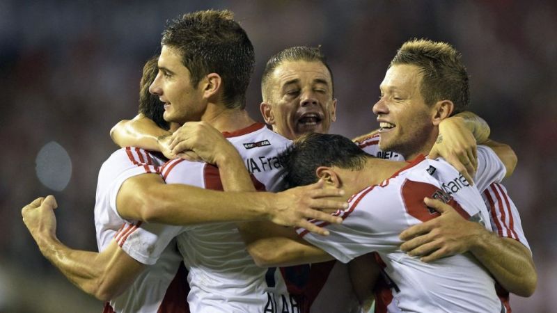 River cortó la mala racha con 6 goles y revive el sueño “copero”