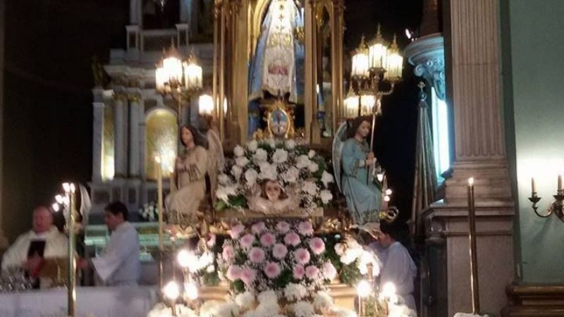 Homenaje del Mundo del Deporte a la Virgen del Valle
