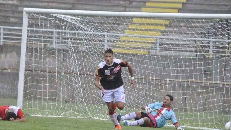 Villa Cubas ganó 3-1, es puntero y clasificó a los “play off”