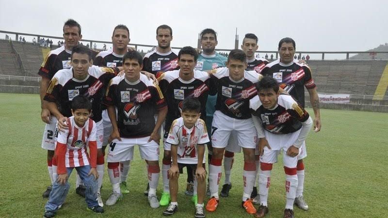Villa Cubas ganó 3-1, es puntero y clasificó a los “play off”