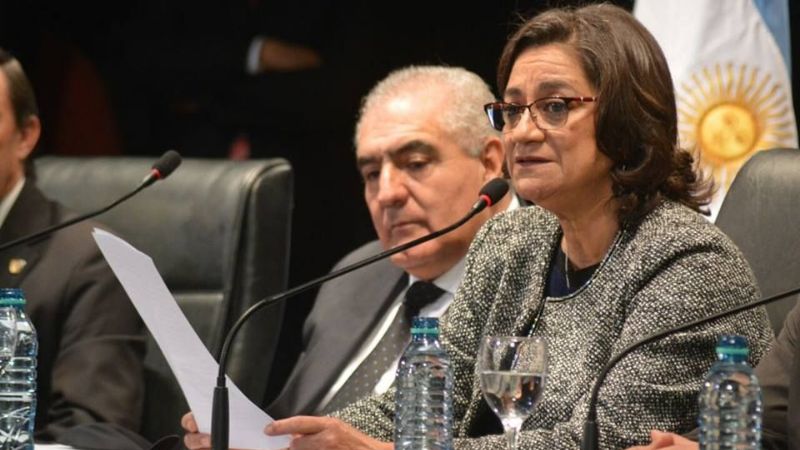 Corpacci pedirá autorización para obtener préstamo de 330 millones