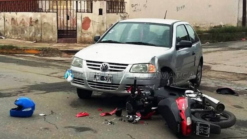 Violento choque en avenida Presidente Castillo
