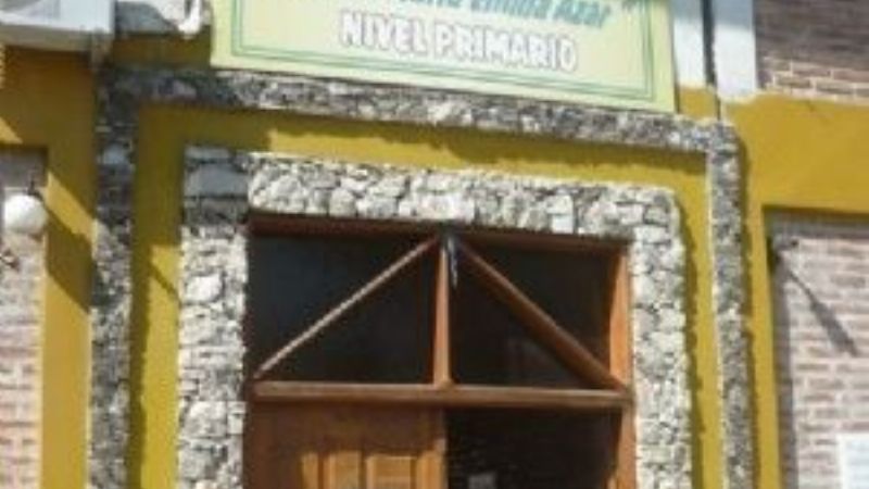 Docentes municipales chacareros continúan con el paro