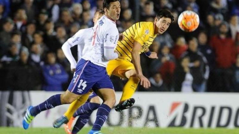 Boca volvió de Montevideo con un valioso empate a te nacional