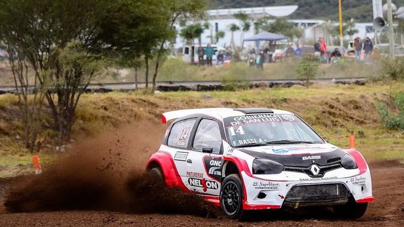 Federico Bassi satisfecho tras su podio en el CARX de Catamarca