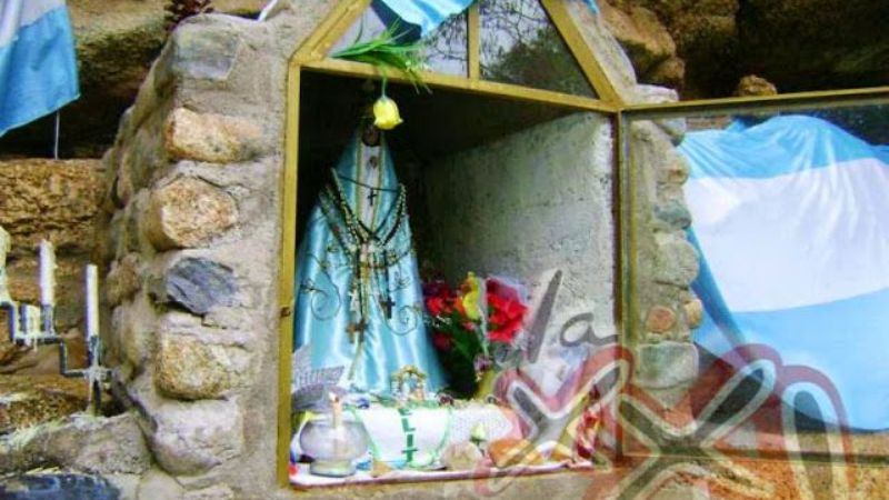 Peregrinacion a la gruta de la Virgen de La Toma