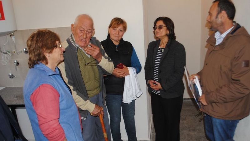 Don Espeche y otras tres familias cuentan con sus nuevas viviendas