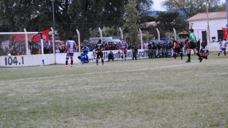 Entre “frailes”, el más grande fue Esquiú, que ascendió al Federal B