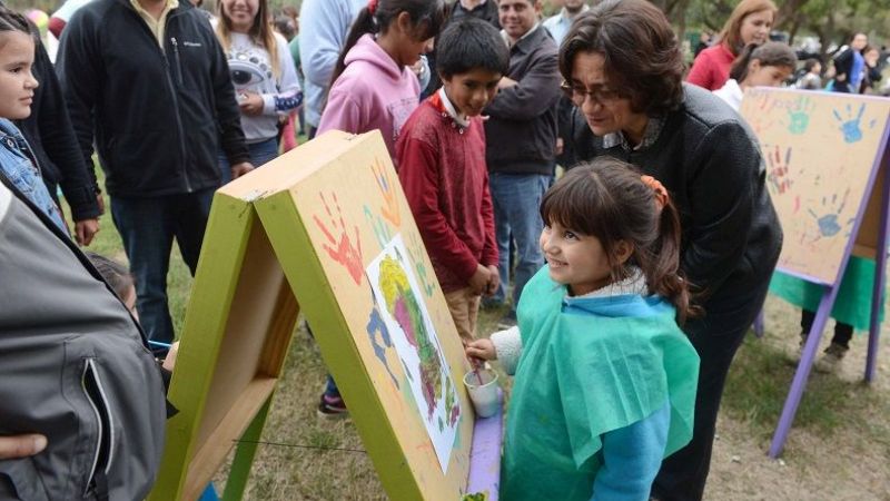 Corpacci visitó la segunda feria “El Portal del Emprendedor”